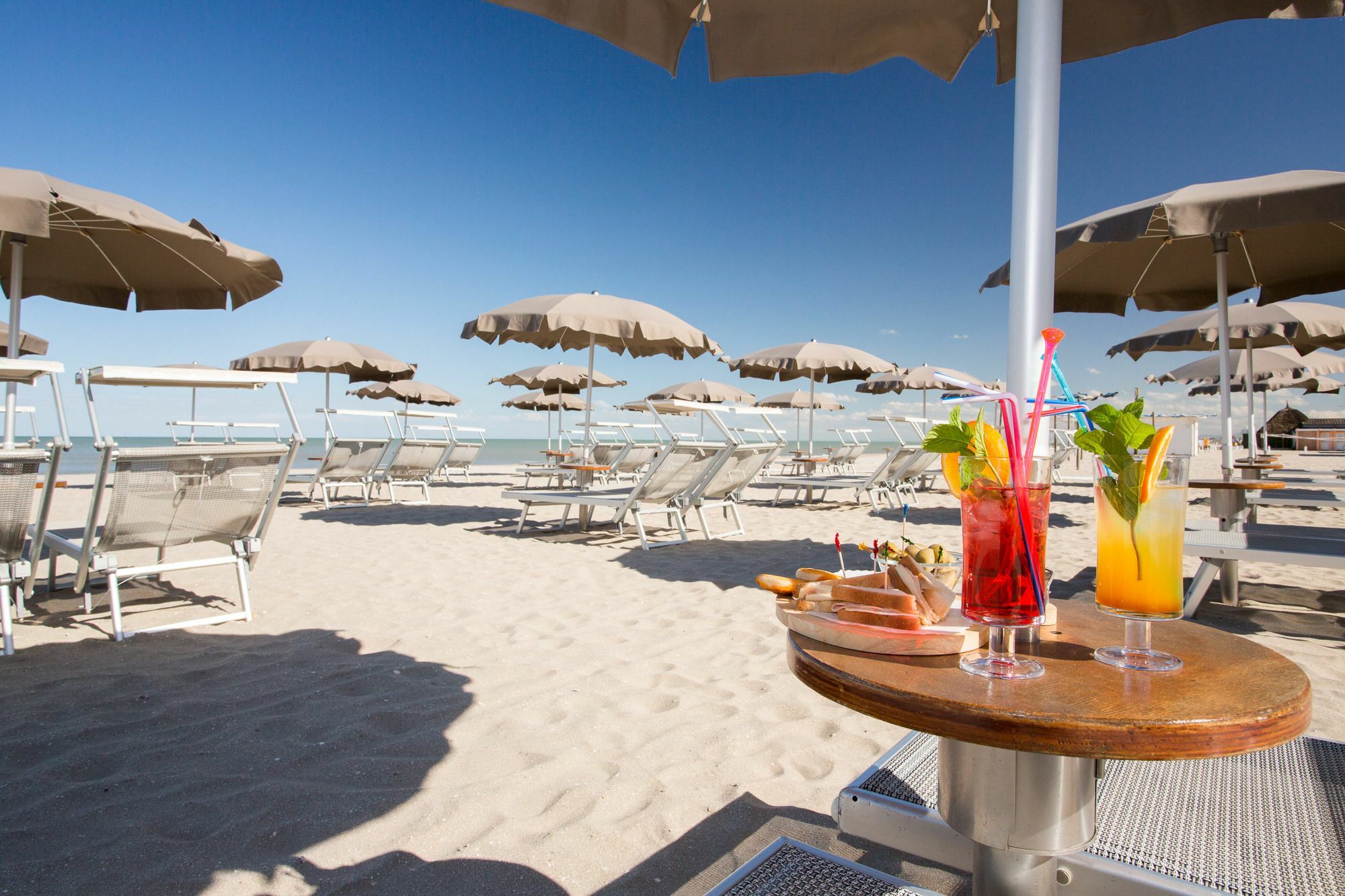 Hotel Solemare Milano Marittima Eksteriør billede